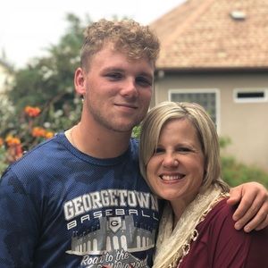 Meet your Posher, Kacee